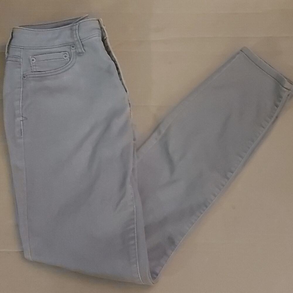 Aeropostale High Waisted Jegging 2 Denim Casual Everyday Essential Normcore Boho